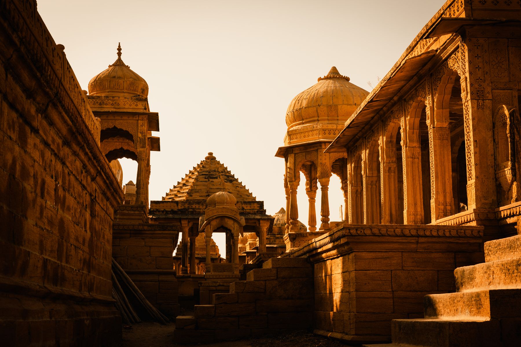 Bada Bagh Stone Passage